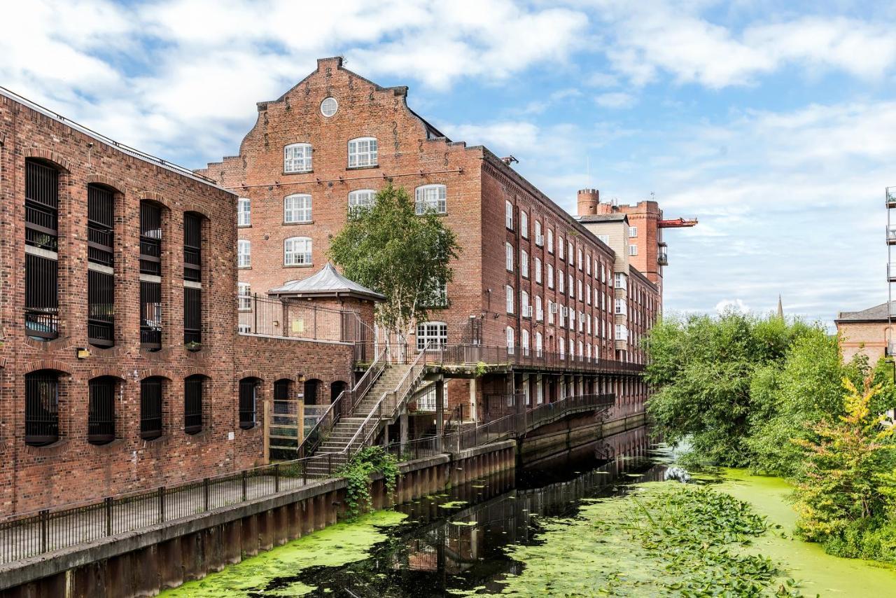 Chic One Bed Apartment- Living In Converted Cocoa Warehouse Parking * York