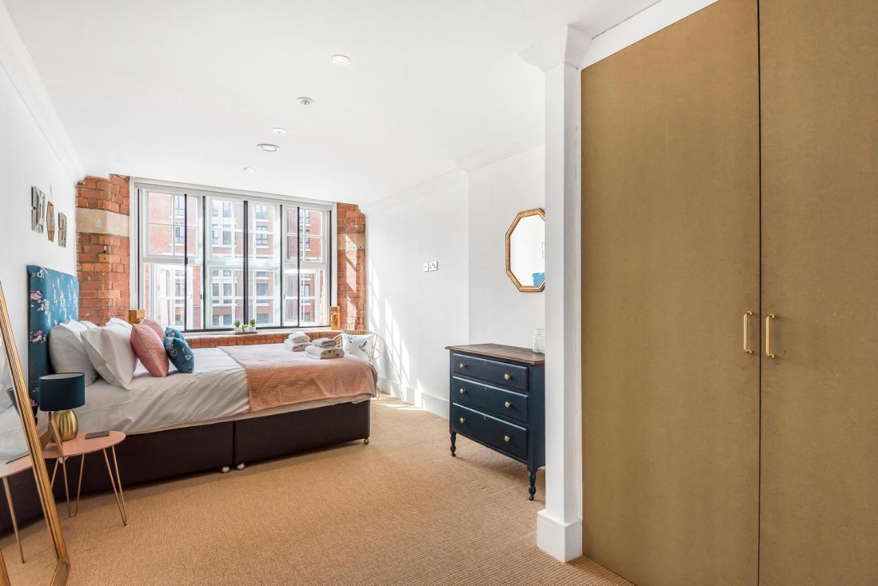 Chic One Bed Apartment- Living In Converted Cocoa Warehouse Parking * York